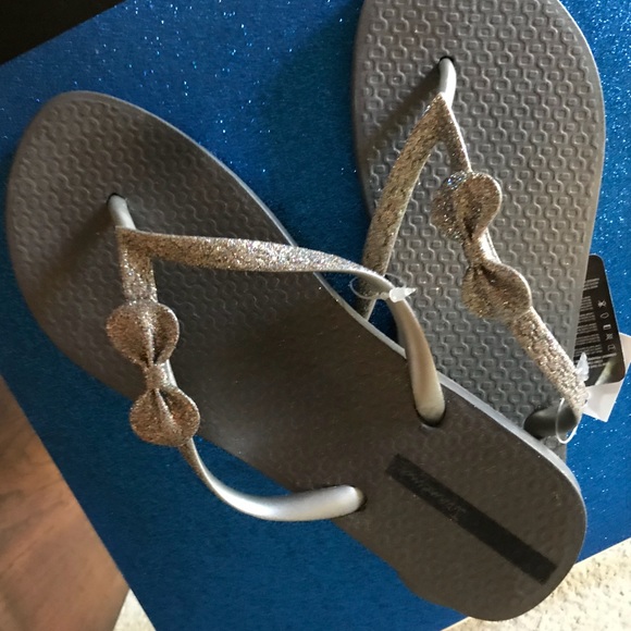 ipanema glitter bow flip flops